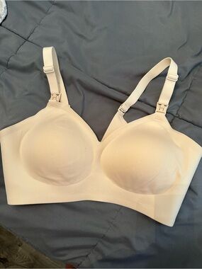 Momcozy Seamless Nude Wireless Maternity Nursing Bra - Comfortable Support